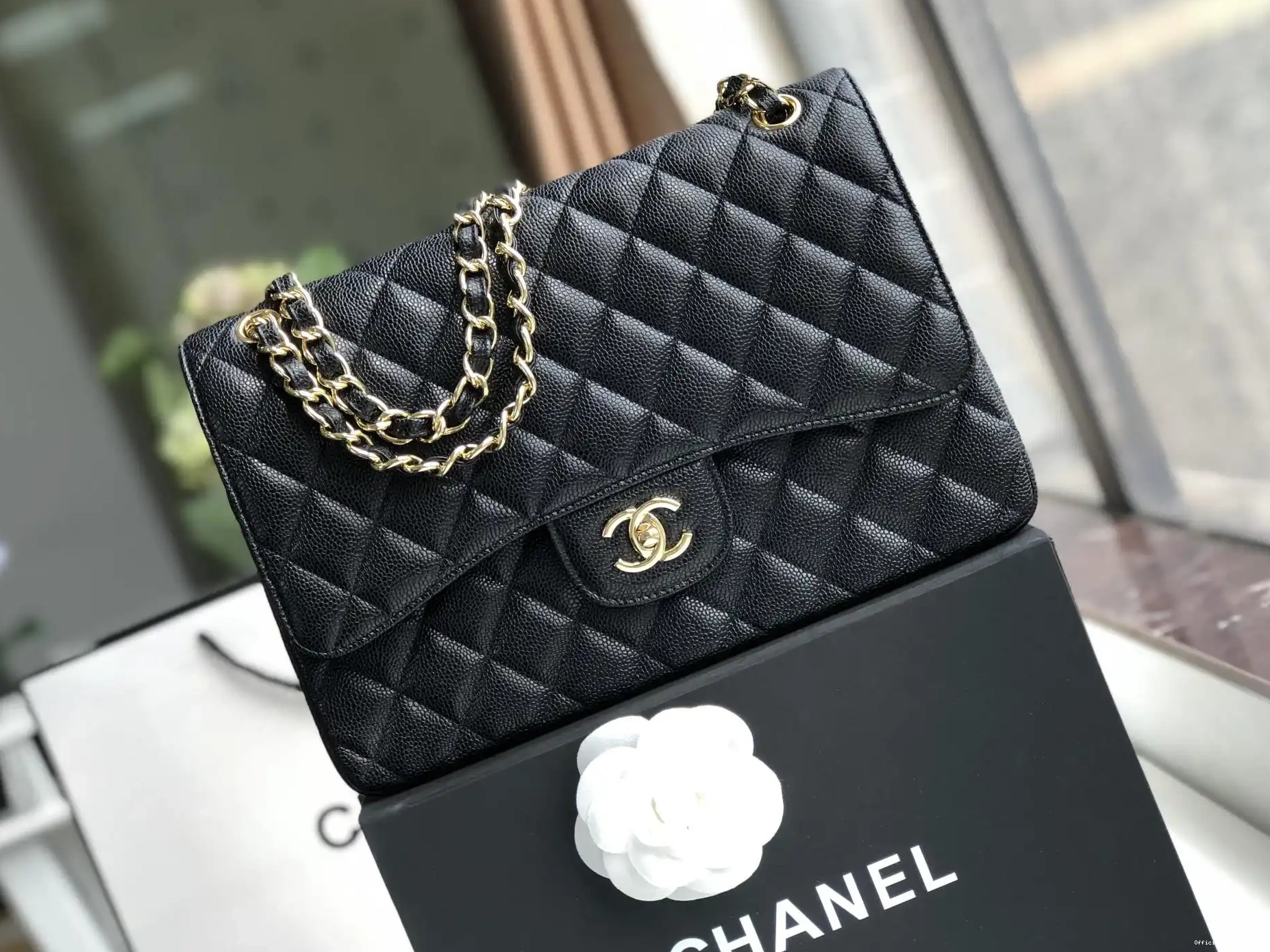 HyperPeter CHANEL 30CM BAG FLAP 0526